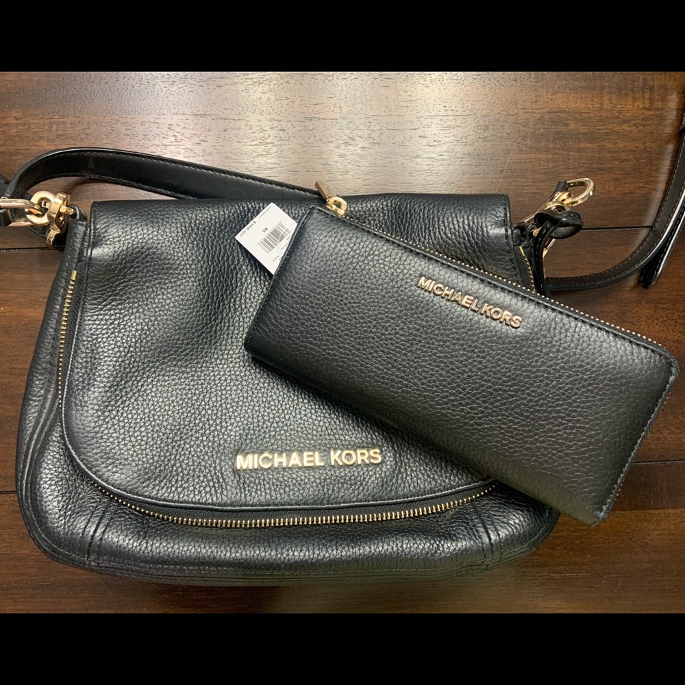 Michael Kors cross body purse with matching wallet